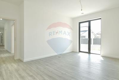 Casă  cu 5 camere de vânzare, Hălchiu - 8