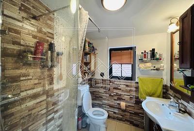 Casa de vanzare in Sibiu - Cisnadioara - 5 camere si 4 bai - - 23