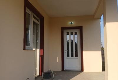 Casa noua "la gri" in Siscani - Adjud - 6