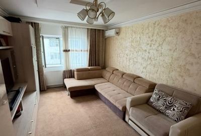 3 Camere Decomandat 66mp mobilat zona Nicolina - 2