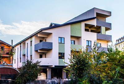 Apartament cu 3 camere decomandat în Militari