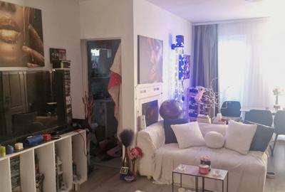 Apartament cu 2 camere semidecomandat, mobilat în Zorilor