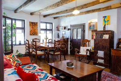 CASA INDIVIDUALA IN CENTRUL ISTORIC AL SIBIULUI - 1