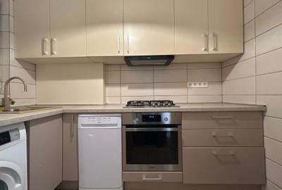 VANZARE APARTAMENT 2 CAMERE-SALA PALATULUI -STR ION CAMPINEANU - 4