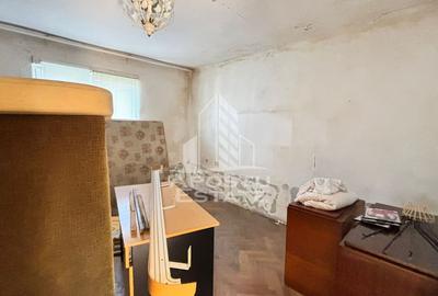 Casa 4 camere Ciarda Timisoara, 700 mp teren, necesita renovare - 2