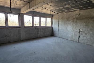 Domnesti - Oportunitate investitie/ Teren 1.643 mp + casa la gri 476mp/  pozitie - 16