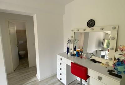 Apartament cu 2 camere, zona Podu Ros - 3