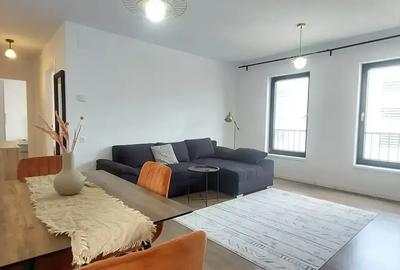 Apartament cu 3 camere decomandat, mobilat în Central