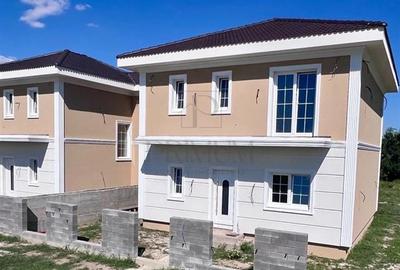 Casă individuală cu 5 camere în Moșnița Nouă