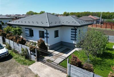 Casa P+Pod , 4 camere , 479 mp teren - Breazu  , Iasi - 1
