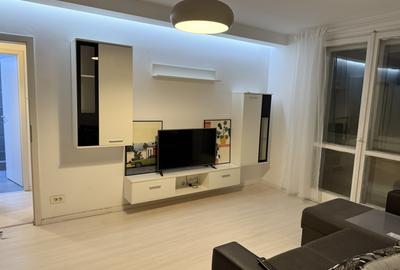 Apartament cu 2 camere decomandat, mobilat în Titan