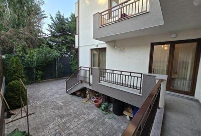 Apartament cu 3 camere semidecomandat, mobilat în Bucureștii Noi