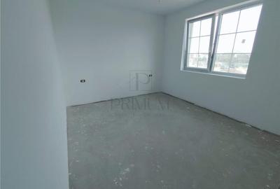 Duplex in zona excelenta - toate utilitatile - spatios - 4