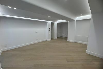 Apartament cu 3 camere decomandat în Chiajna