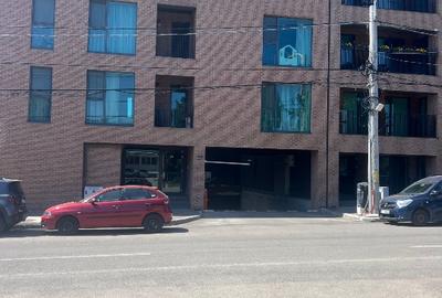 Inchiriez ap 2 cam lux in Blue Bike Garden cu parcare ICIL - 1