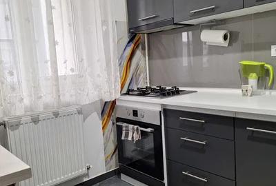 Garsonieră decomandată în Cug