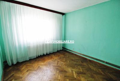 Dambu Pietros - Zona Ansamblul Muresul - 4 camere - 2 balcoane - 5