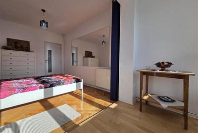 Apartament 3 camere cu priveliste zona Bd. Victoriei - 10