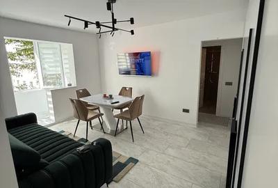 Apartament cu 2 camere decomandat, mobilat în Centrul Civic