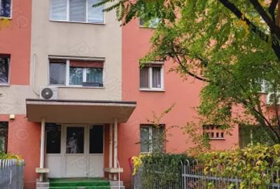 Apartament 4 camere - decomandat - Titan - 8