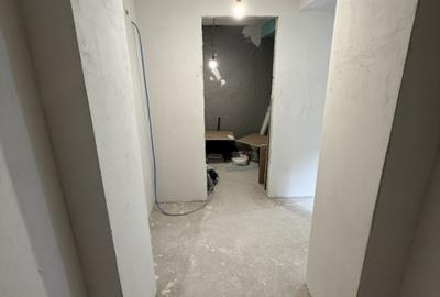 Apartament 2 Cam 35mp Zona Centrală Vizavi de Facultatea FSPAC Str.Aurel Suciu - 10