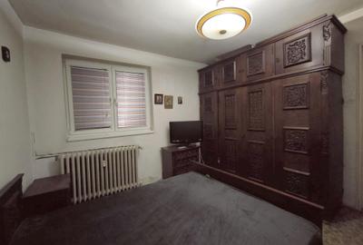 Drumul Taberei 2 minute metrou Favorit apartament 2 camere, pret negociabil - 1