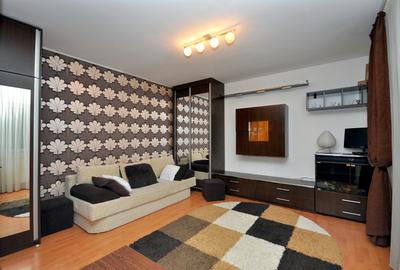 Garsoniera de inchiriat, 42 mp, Drumul Taberei, cartier Brancusi, bloc 2010 - 1