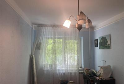 Apartament 2 camere , zona centrala b- dul Brailei , et 1 3 , decomandat , 50 mp - 6