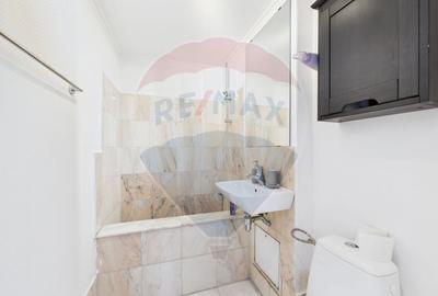 Apartament cu 2 camere de vanzare in Calea Victoriei nr 1 - 10