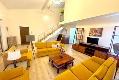 Apartament cu 4 camere decomandat, mobilat în Băneasa