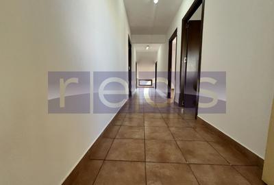 INCHIRIERE VILA | ZONA VITAN | 9 CAMERE - 13