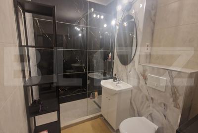 Apartament de lux intabulat ,c-tie noua , parcare,  2 camere decomandat - 12