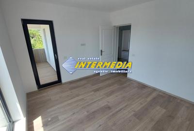 Casă individuală cu 4 camere în Micești