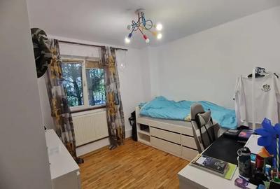 Apartament cu 3 camere si centrala in zona Lacul Tei - 1