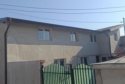 Casă individuală cu 6 camere în Alexandriei