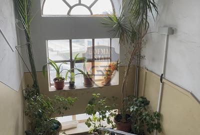 3 Camere Decomandat + uscător + boxă Capitol 3 balcoane centrala gaz 2 bai  A/C - 31