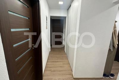 Apartament 4 camere decomandat 2 bai pivnita zona Strand Sibiu - 12