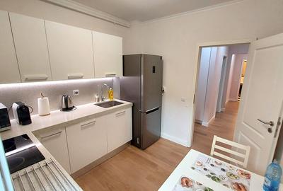 3 camere decomandat, zona Centrala, calea Dorobantilor - Platinia - 3