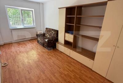 Garsoniera de vanzare, 32 mp, zona Racadau - 1