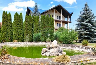 Casă cu 7 camere în Ghimbav Livadă