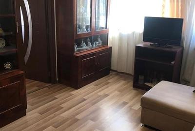 Apartament 2 camere etaj 3 zona Girocului - 1