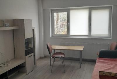 Vatra Luminoasa-Maior Coravu,ap.2 camere, parter/ P+4,bloc 1983,centrala proprie - 8