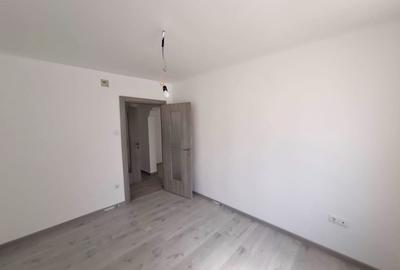 Apartament 3 camere Parter zona Sud - 7