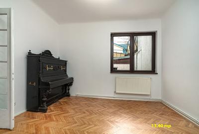 Piata Muncii - Decebal, casa 87 mp totali, 179 mp curte libera, - 21