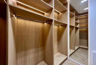 | Herastrau | 3 camere | 120 mp | - 4