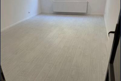 Apartament cu 2 camere nedecomandat în Crângași