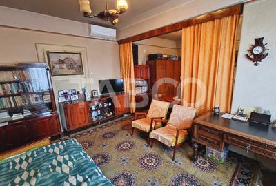 Apartament decomandat cu 3 camere pe strada Tribunei - Comision 0 - 8