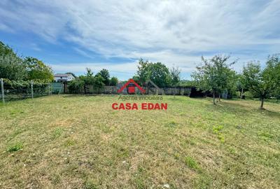 ●Teren in Campina--920mp--28.000e● - 5