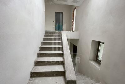 Casa rezidențială cu 7 camere, 3 băi, dressing, pivniță – Sura Mica - 19