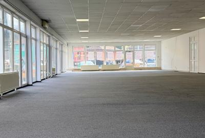 Showroom 300mp Soseaua Alba Iulia langa benzinăria Mol cu vitrina mare - 2